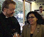 Lutherska prsten Kaj Andersson och katoliken Katja Torres-Airava